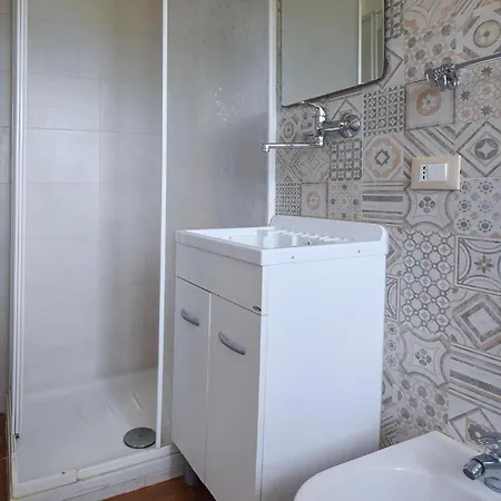 شقة 1 Bedroom Cozy In Longobardi