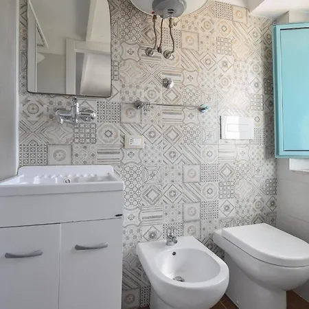 1 Bedroom Cozy In * Longobardi